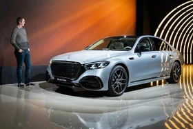 Mercedes S-Class 2026 với ghế nỉ hàng hiệu đắt hơn nội thất da