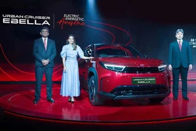 Toyota Urban Cruiser Ebella ra mắt - SUV điện thiết kế đẹp, nhiều công nghệ