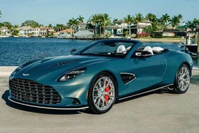 Ra mắt chiếc Aston Martin Vanquish Wave Edition độc nhất thế giới