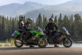 Chi tiết Kawasaki Ninja 1100SX 2026nâng cấp, giá bán từ 422 triệu đồng