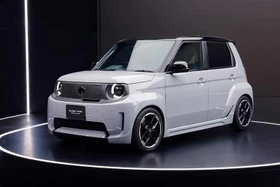 Honda Super-One - xe mini điện giá tới 3,65 tỷ đồng tại Đông Nam Á
