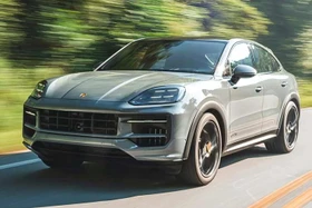 Porsche tiếp tục phải triệu hồi hơn 173.000 xe vì lỗi camera lùi