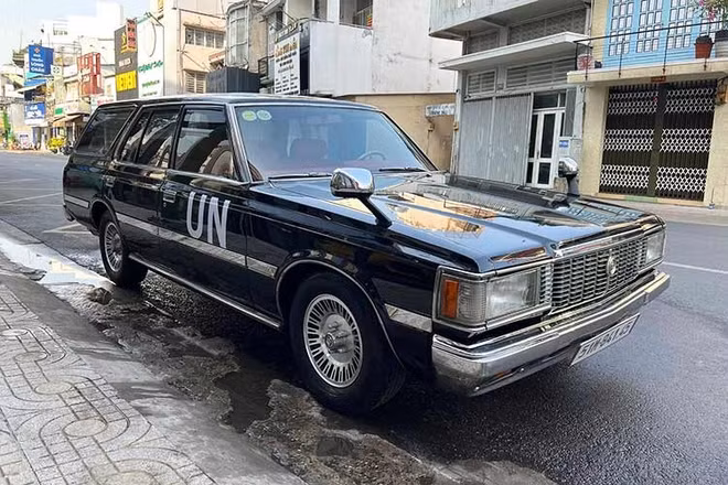 1-9435.jpg