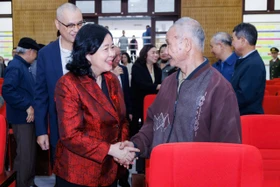 Bà Bùi Thị Minh Hoài nhấn mạnh quan điểm "dân là gốc”