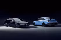 Hyundai ra mắt sedan Elantra bản thể thao đặc biệt N Monochrome
