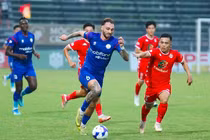 V-League cuối cùng căng thẳng: Đội trụ hạng và ngôi á quân còn mở