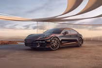 Chiếc Porsche Panamera Turbo độc nhất cho đại gia mê rượu sâm panh và xì gà
