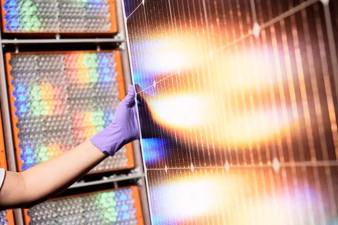 oxford-pv-and-fraunhofer-develop-record-tandem-module-image.jpg
