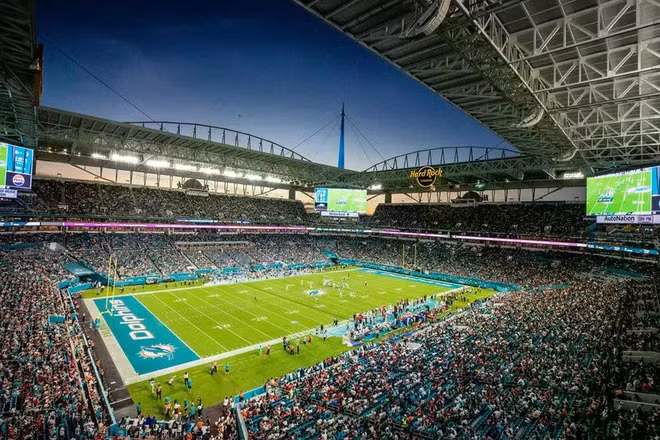 hard-rock-stadium-54-990x660jpg.jpg