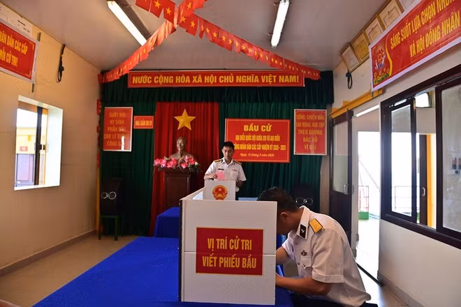 8-cong-tac-bau-cu-dien-ra-nghiem-tuc-chat-che-dung-quy-trinh-quy-dinh-bau-cu-17723578369971257854979.jpg