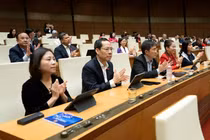 Quốc hội bãi bỏ quy định hoàn thuế theo kê khai của người bán